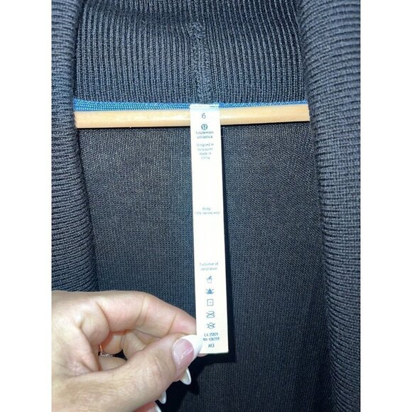 LULULEMON Black Knit 100% Merino Wool Sweater MINT Tie Cinch Waist (C1) - Picture 2 of 9